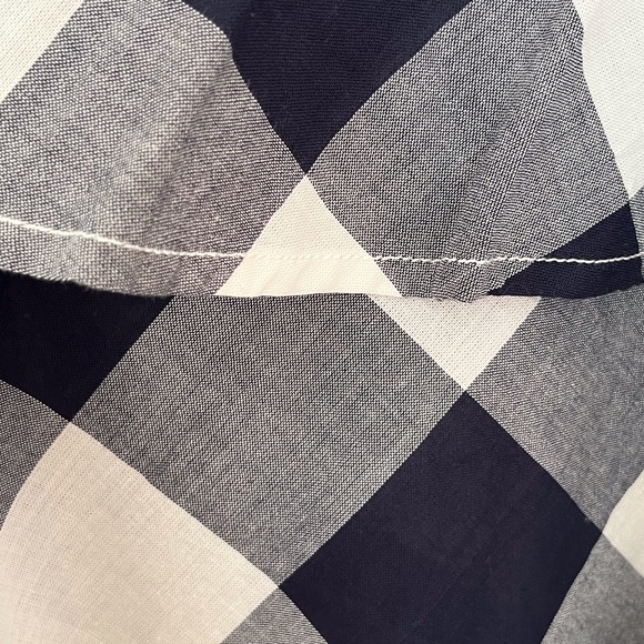 One shoulder top - Picture 2 of 5